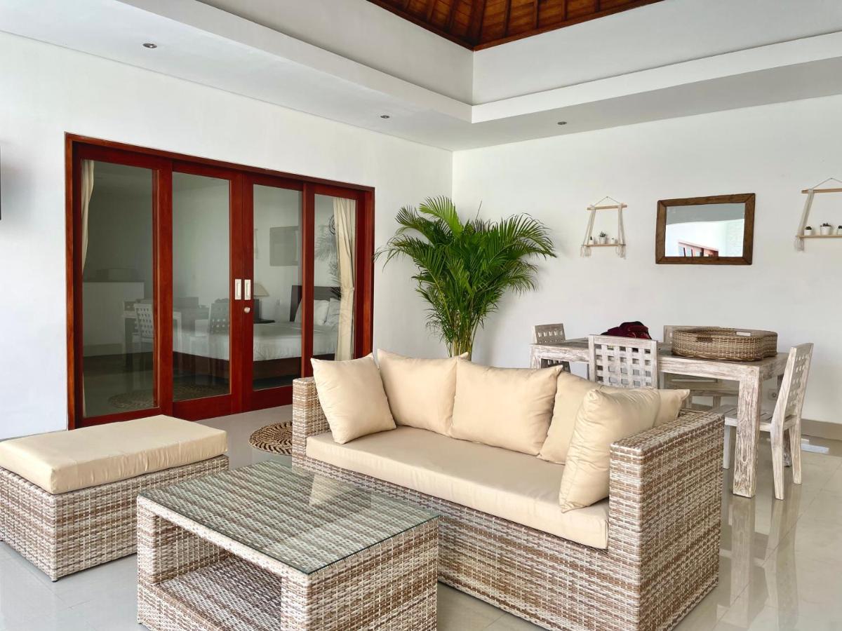 Villa Angel 2 - Canggu Shortcut, Staff Included 외부 사진
